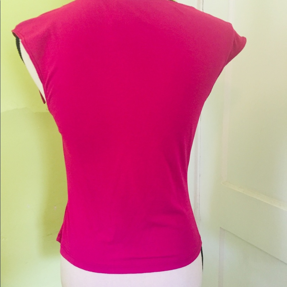 Magenta, sleeveless top, juniors size small - Picture 3 of 5